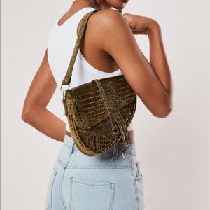 Green Faux Leather Textured Saddle Bag